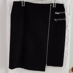 New Zara black zipper pencil skirt. size L